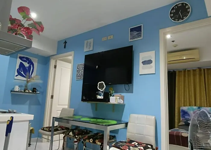 Palm Azure Manila
