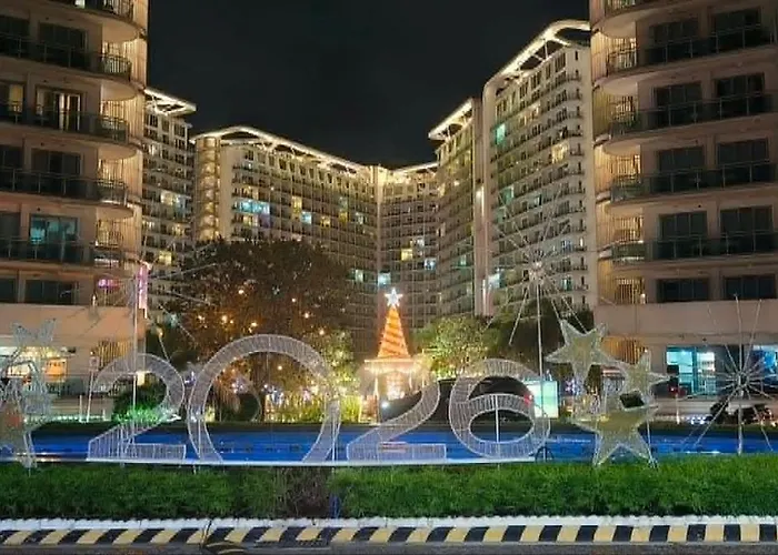 Palm Azure * Manila